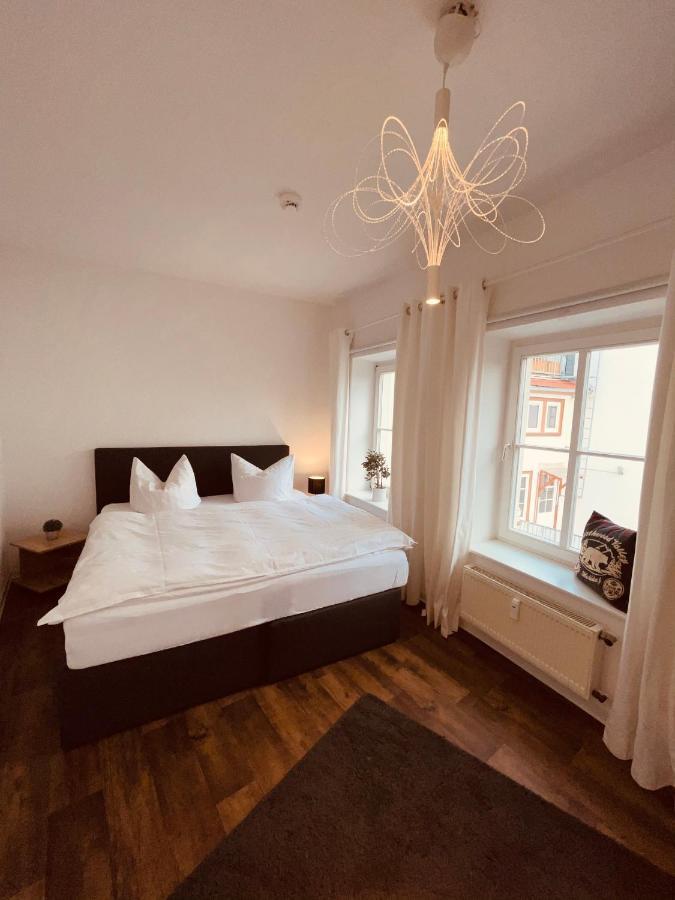 Apartment Ferienwohungen Und Haus Zum Schwan